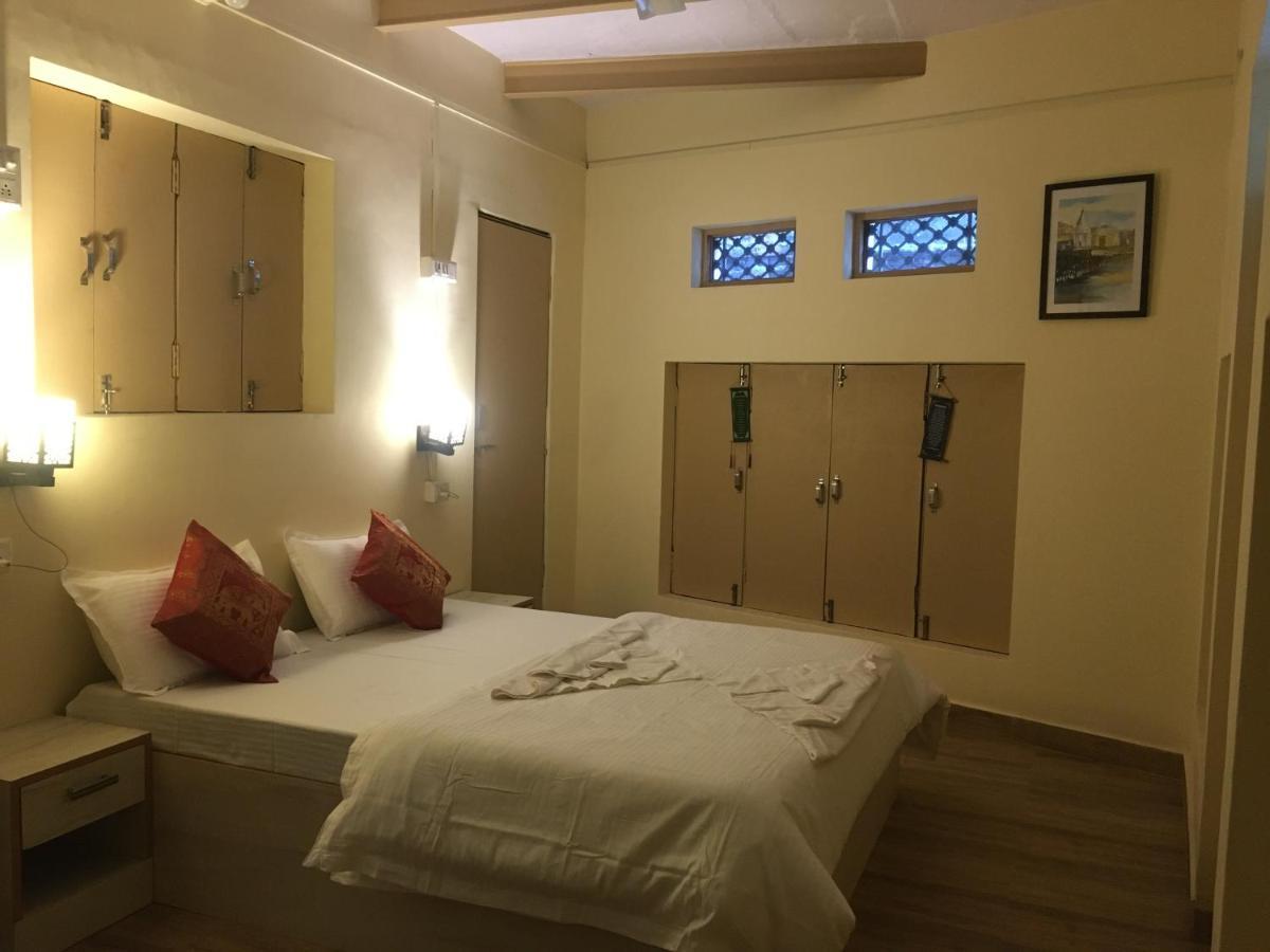 Yogi Soul Hotell Varanasi Exteriör bild