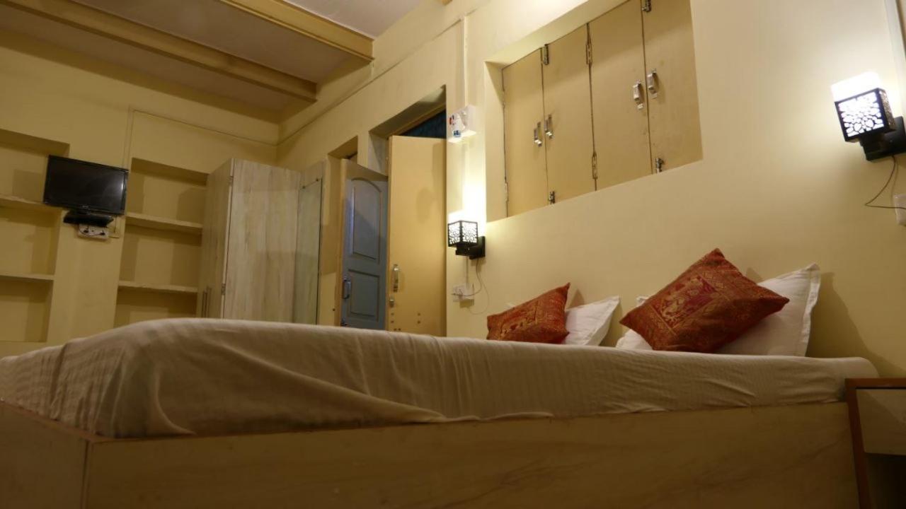 Yogi Soul Hotell Varanasi Exteriör bild