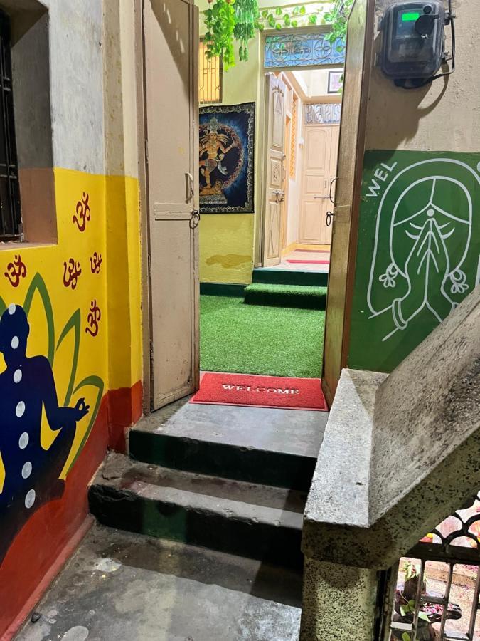 Yogi Soul Hotell Varanasi Exteriör bild
