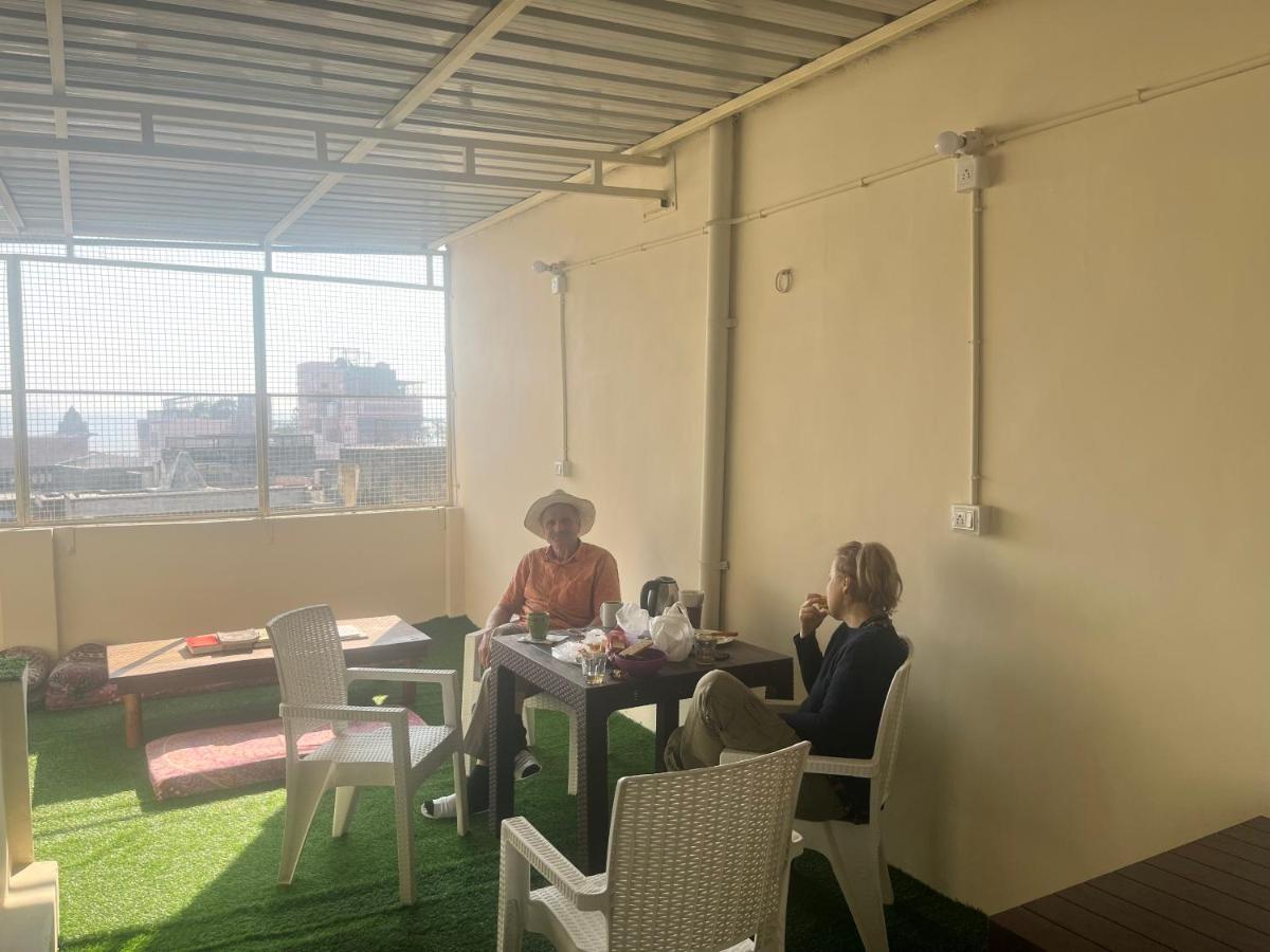 Yogi Soul Hotell Varanasi Exteriör bild