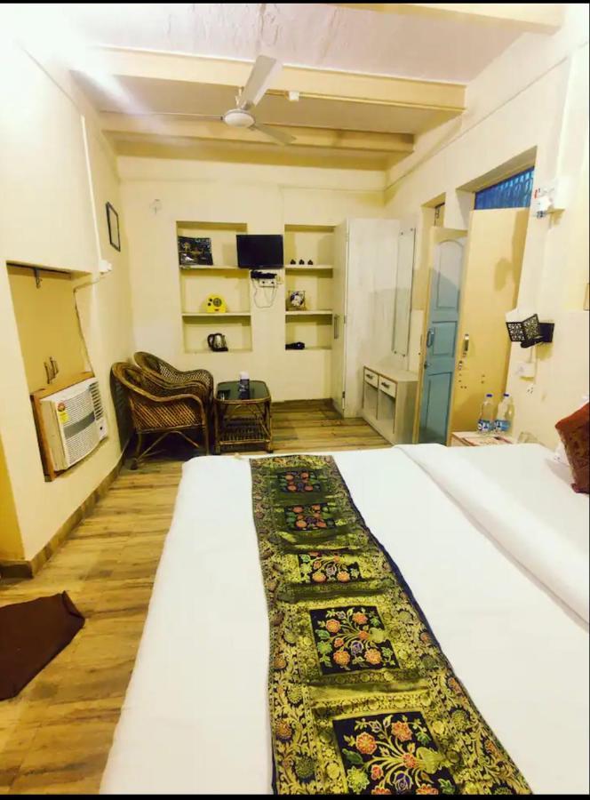 Yogi Soul Hotell Varanasi Exteriör bild