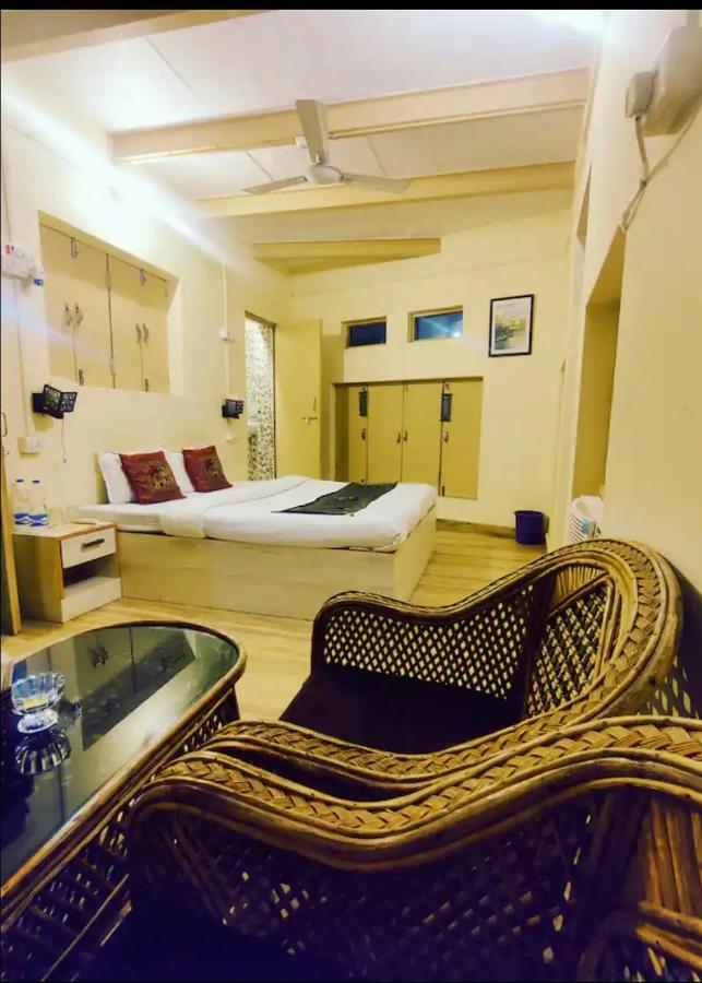 Yogi Soul Hotell Varanasi Exteriör bild